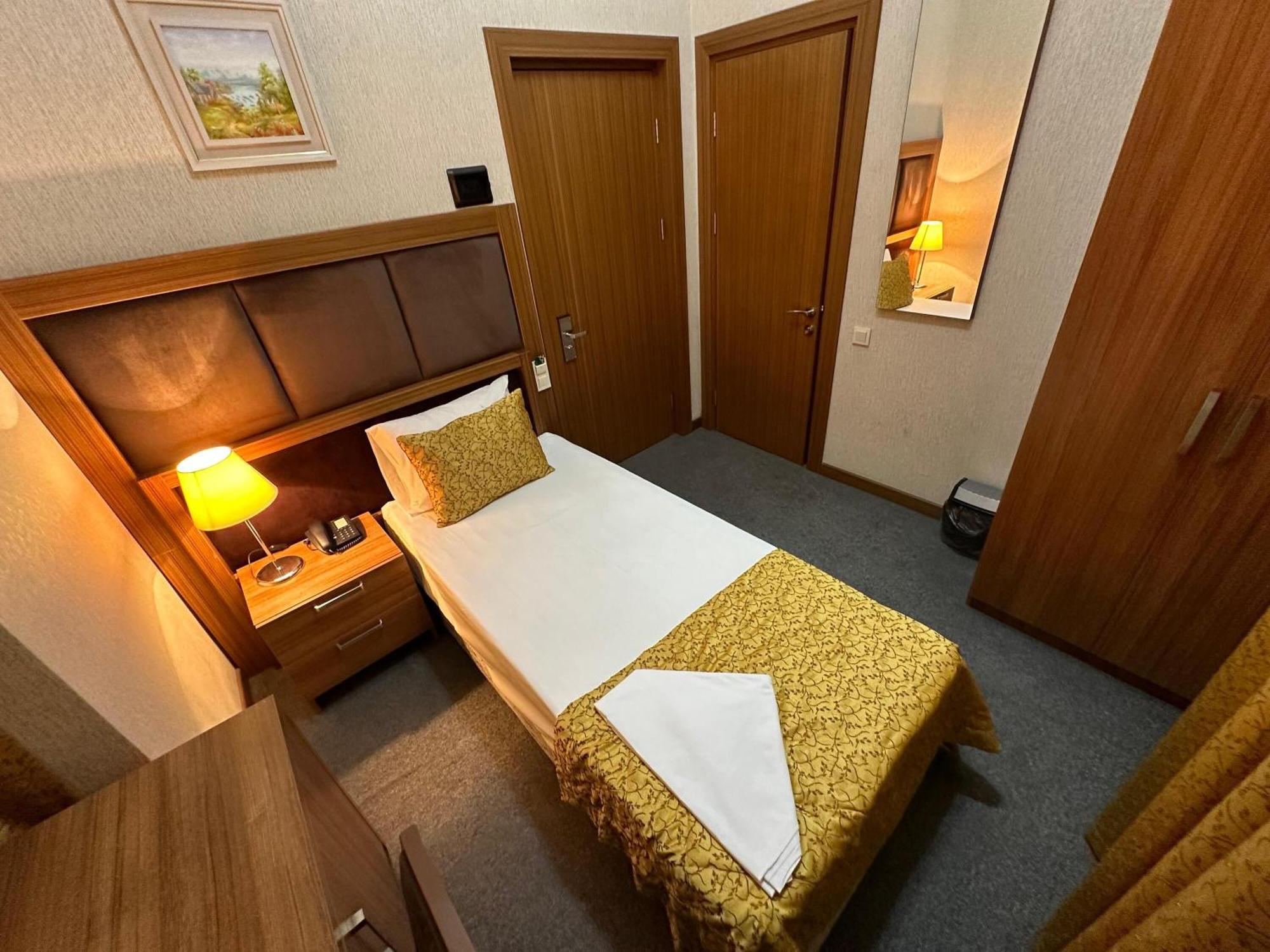 Turkiye Hotel Baku Zimmer foto